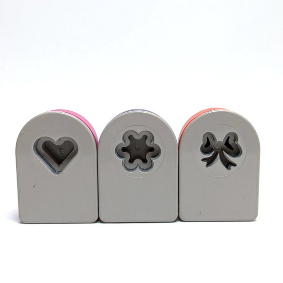 Emagination Craft Art DIY Scrapbook Cute Paper Punch Lot Of 3 Heart, Flower, Bow - Picture 3 of 5
